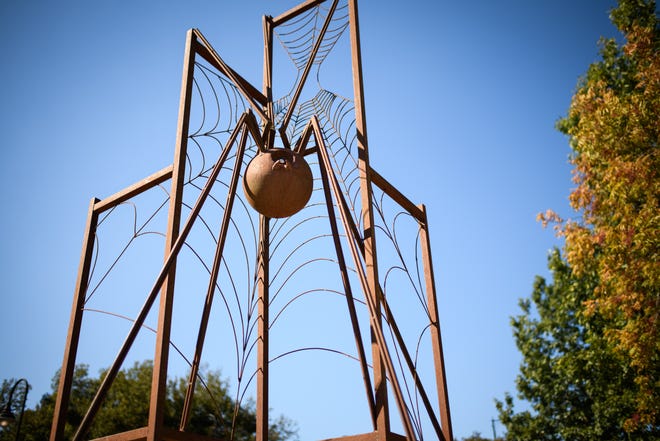 “Itsy Bitsy” by Christian Happel is located at 325 Franklin Street. This piece is part of the ArtScape 7 public art display put on by The Arts Council of Fayetteville/Cumberland County.