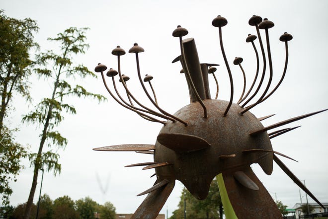 “Alien Flower” by Richard Herzog is located in Festival Park. This piece is part of the ArtScape 7 public art display put on by The Arts Council of Fayetteville/Cumberland County.