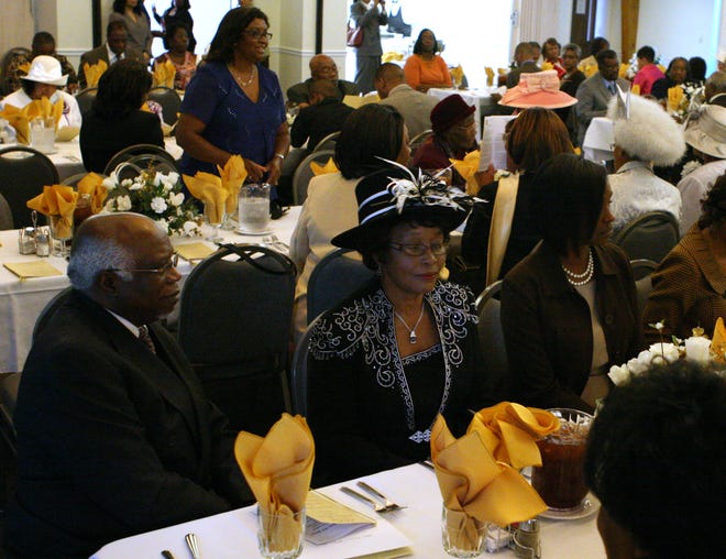 Guests wait for the 100th Birthday Celebration Luncheon in honor of Carrie Moseley and Estelle Wells to begin Sunday afternoon, October. 11, 2009, at the Lewis Chapel Missionary Baptist Church.